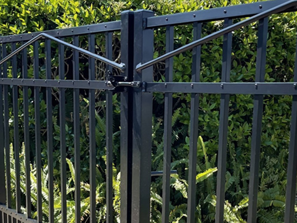 Residential Aluminum Fence - Panama City, Florida