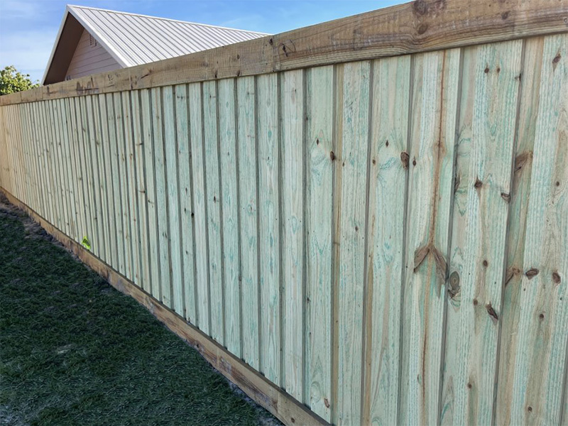 Chipley Florida wood privacy fencing