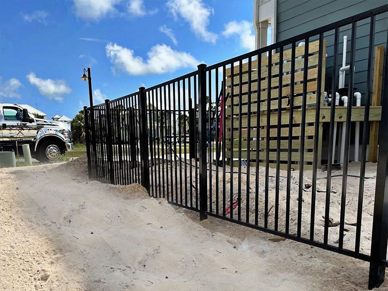 Chipley Florida Professional Fence Installation