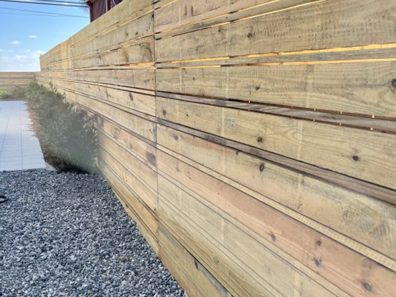 Southport FL horizontal style wood fence