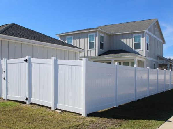 White Vinyl Fence Project in Panama City Florida