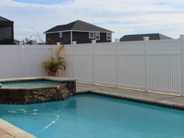 White Vinyl Fence Project in Florida