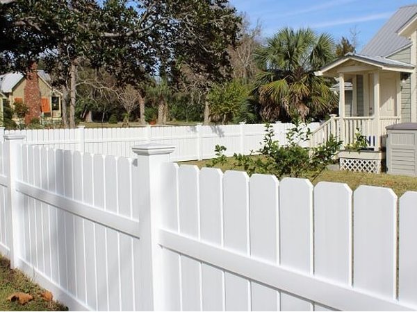 White Vinyl Decorative Dogear Fence in Panama City Florida